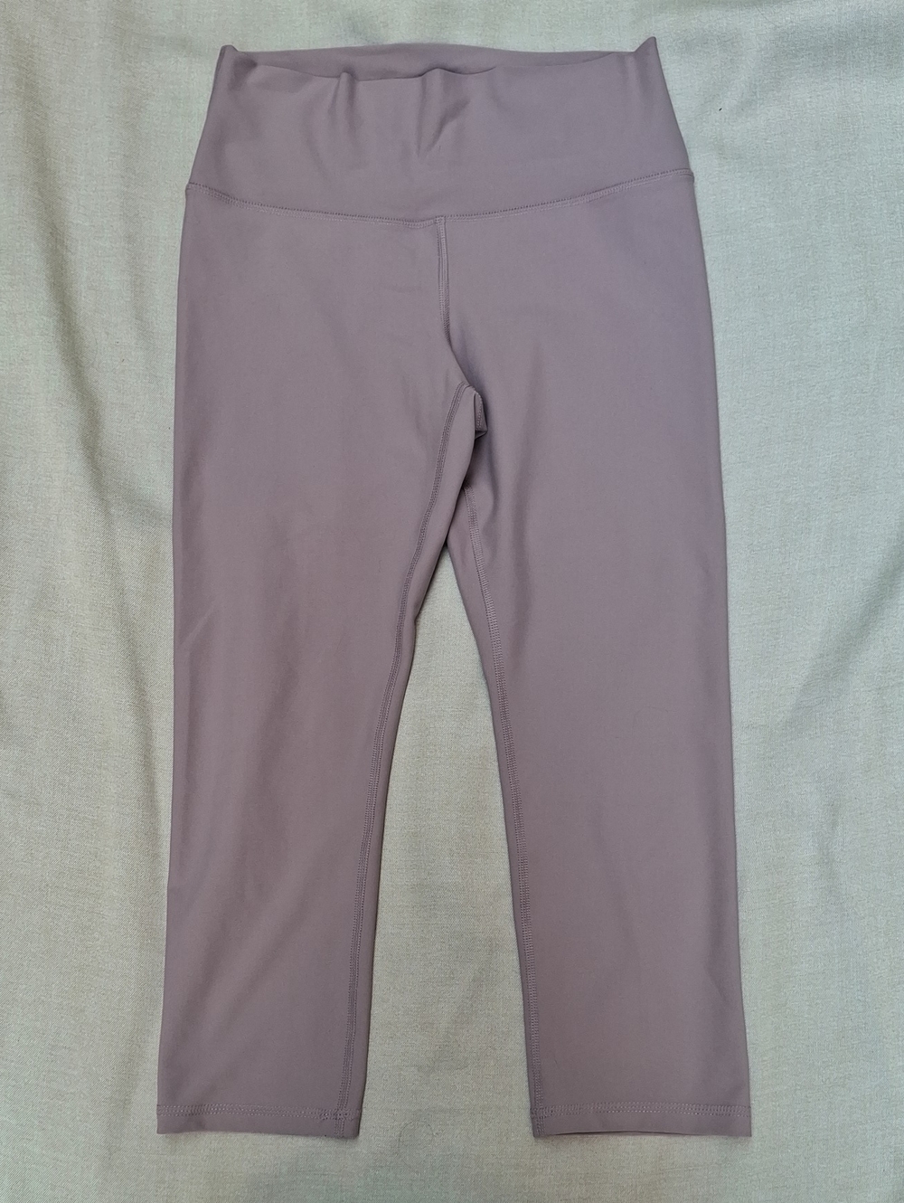 💥3/$20💥 Old Navy Active Powersoft High-Rise Cropped Leggings Dusty Rose - Sz M